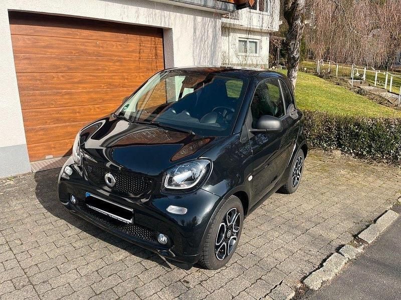 Gebraucht Smart ForTwo Electric Drive 41 kW (56 PS) 2018 Schwarz Coupé