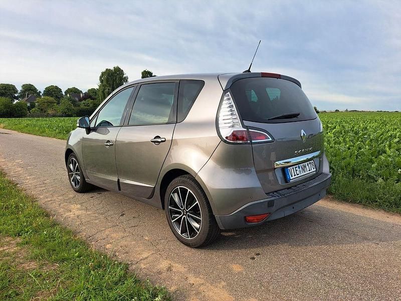 Gebraucht Renault Scénic III Bose Edition 131 PS (96 kW) 2013 Grau Van / Kleinbus