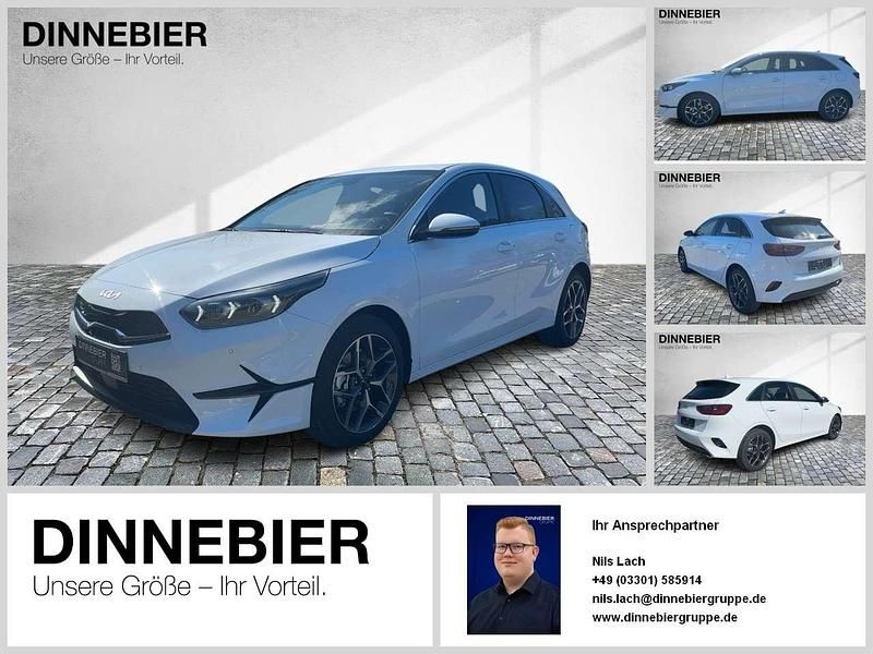 Neu Kia Ceed 140 PS (102 kW) 2025 Carraraweiss Kleinwagen