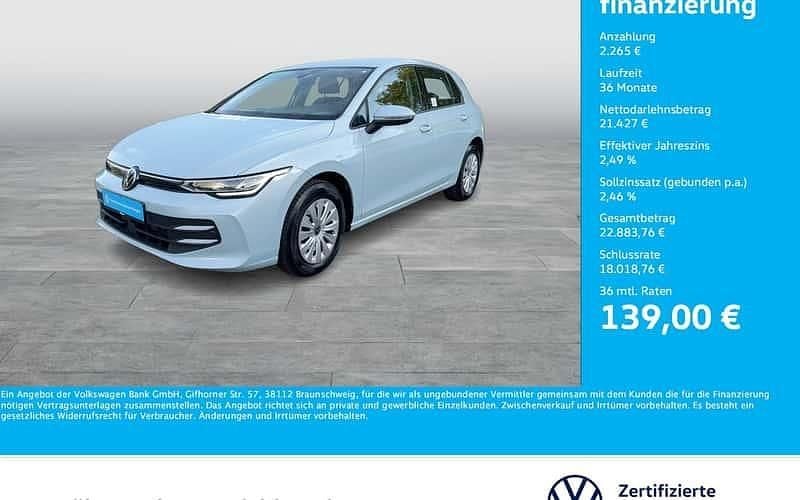 Blau Gebraucht 2025 VW Golf VIII Limousine | 23.692 € (Superpreis) - Bild 1/4