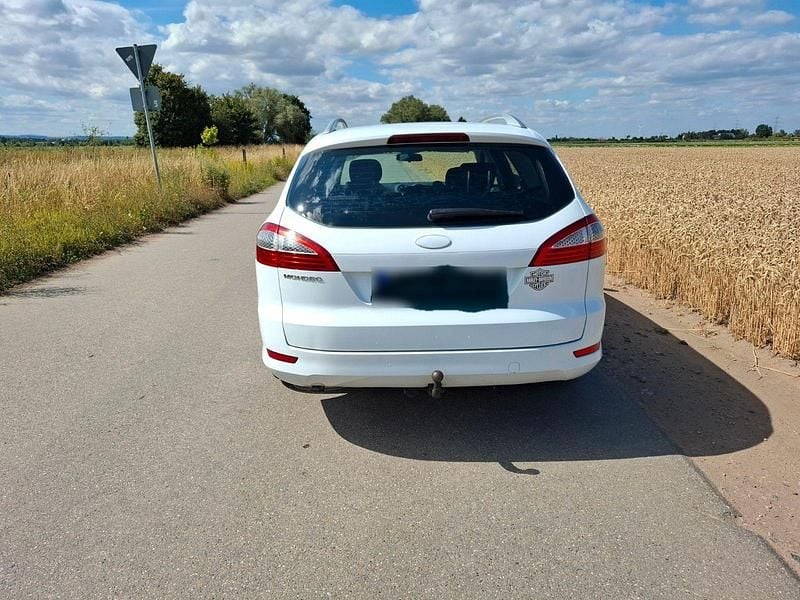 Gebraucht Ford Mondeo Titanium X 140 PS (102 kW) 2009 Weiß Kombi