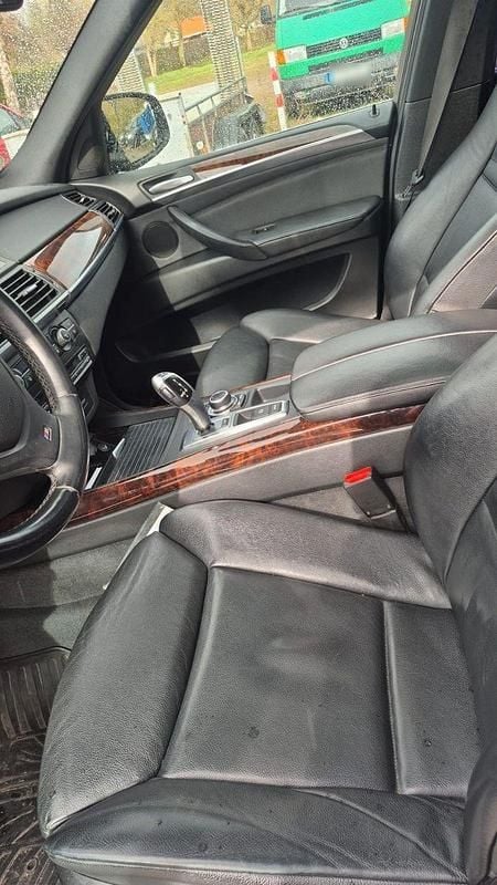 Gebraucht BMW X5 Exclusive 245 PS (180 kW) 2012 Schwarz SUV