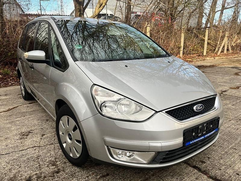 Gebraucht Ford Galaxy Ambiente 145 PS (106 kW) 2007 Silber Van / Kleinbus