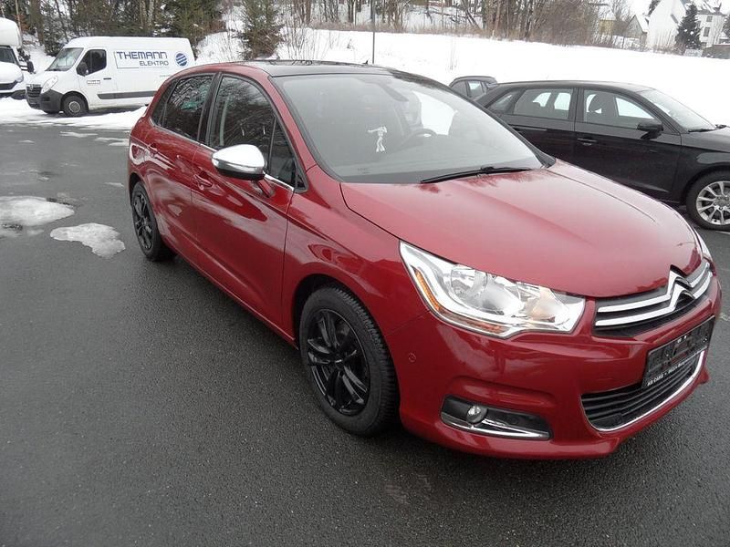 Gebraucht Citroën C4 SELECTION 150 PS (110 kW) 2014 Rot Limousine