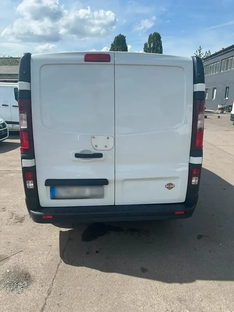 Gebraucht Renault Traffic 90 PS (66 kW) 2016 Weiß Van / Kleinbus