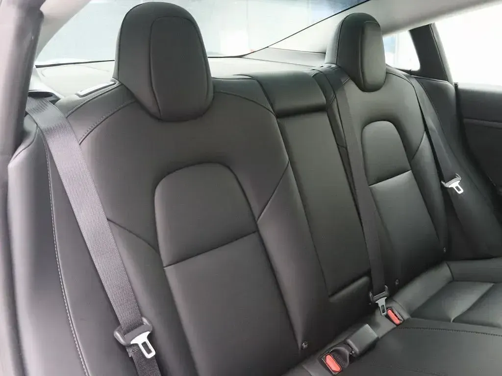 Gebraucht Tesla Model 3 Standard Range 225 kW (306 PS) 2020 Weiß Limousine