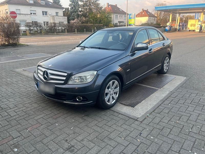 Gebraucht Mercedes C220 Elegance 170 PS (125 kW) 2007 Grau Limousine