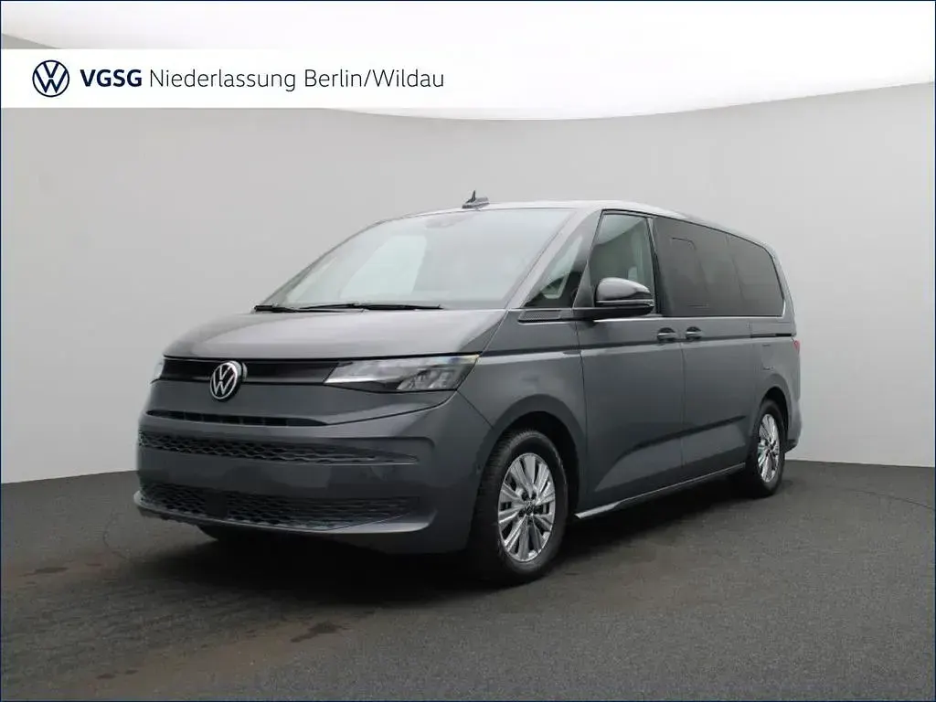 Używany VW Multivan 150 KM (110 kW) 2024 Szary Minivan