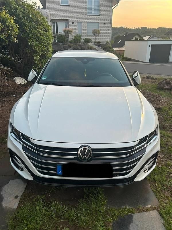 Gebraucht VW Arteon R-line 200 PS (147 kW) 2023 Weiß Kombi
