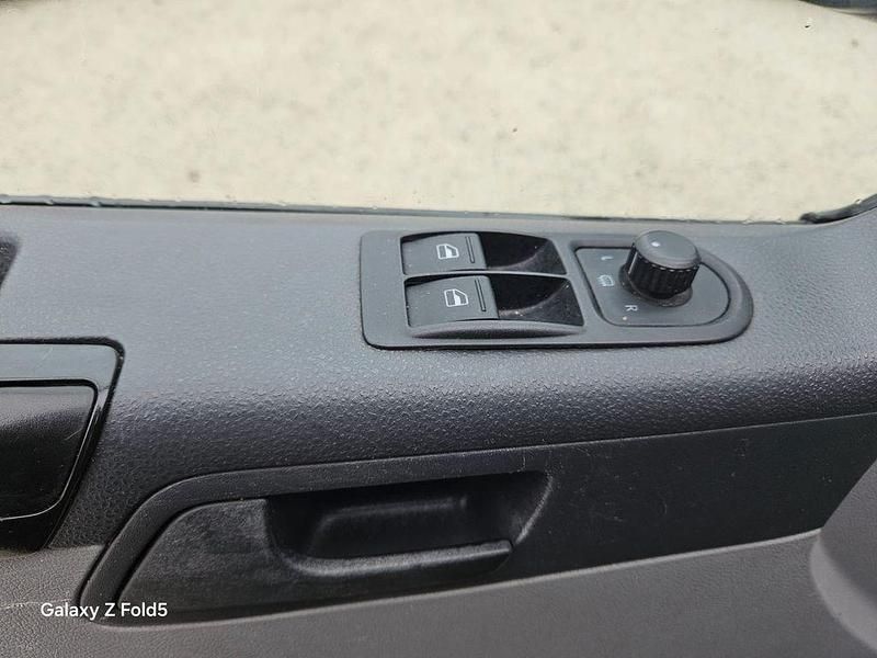 Gebraucht VW Transporter 102 PS (75 kW) 2013 Weiß Van