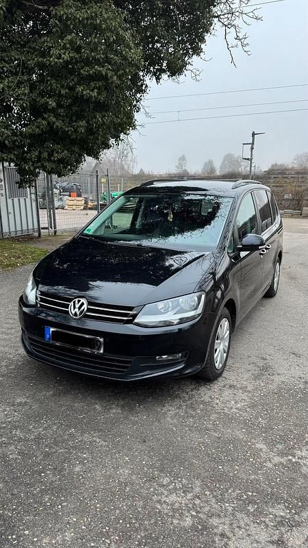 Gebraucht VW Sharan Trendline 140 PS (102 kW) 2011 Schwarz Van / Kleinbus