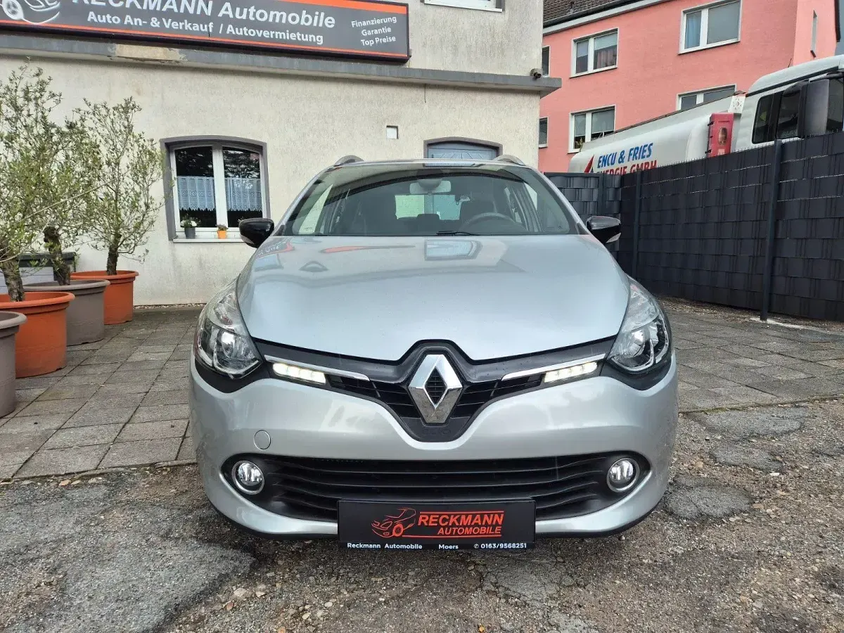 Gebraucht Renault Clio GrandTour Dynamique 90 PS (66 kW) 2015 Silber Kombi