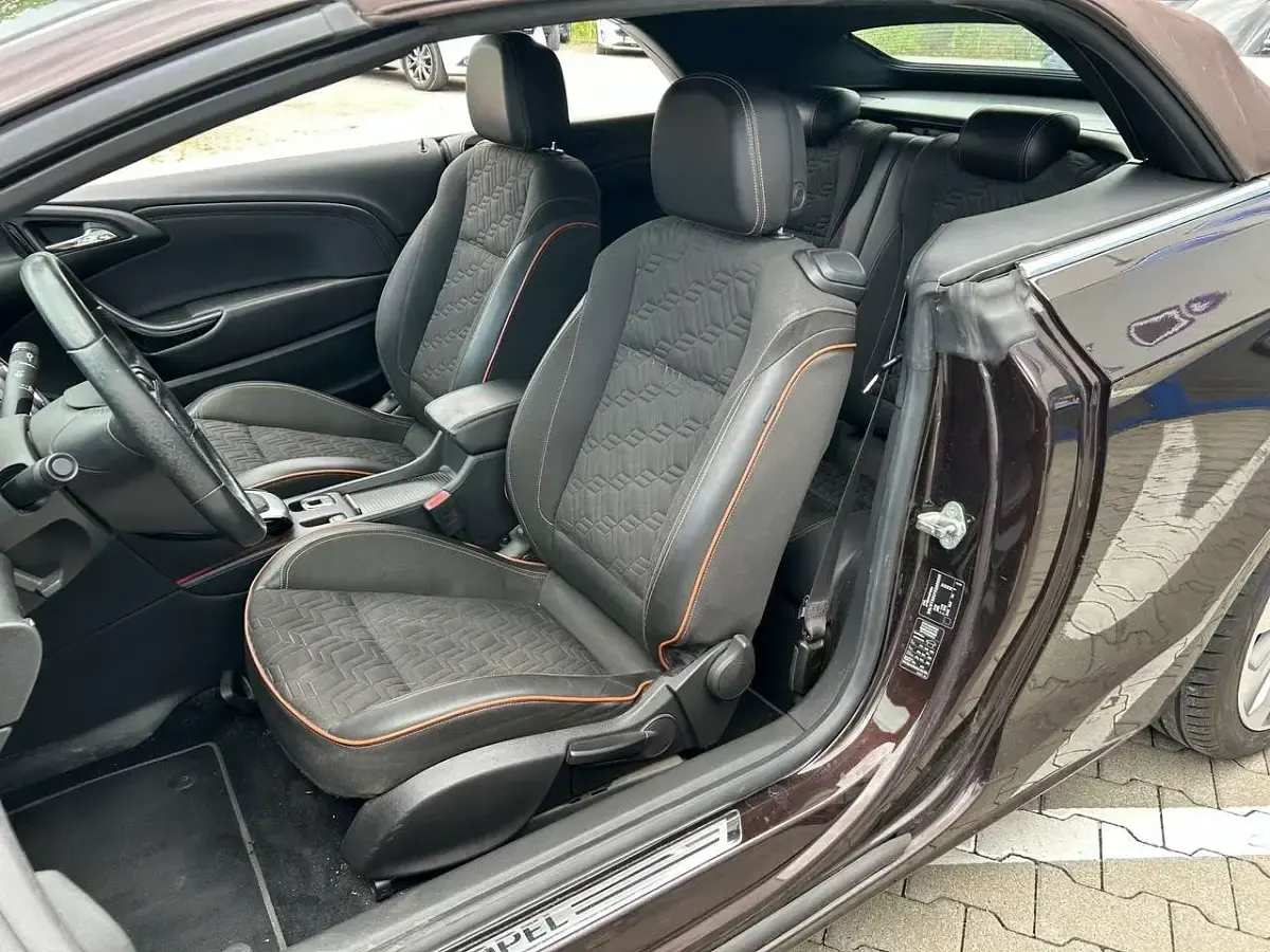 Gebraucht Opel Cascada Innovation 170 PS (125 kW) 2014 Braun Cabrio