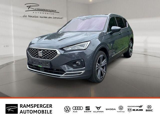 Grau (delfin grau metallic) Gebraucht 2021 Seat Tarraco XCELLENCE SUV | 25.930 € (Fairer Preis) - Bild 1/4