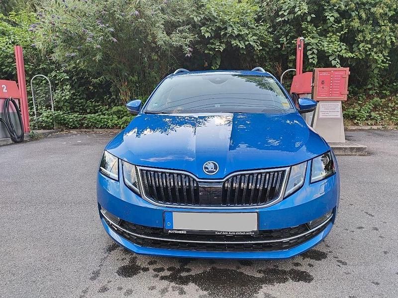 Gebraucht Skoda Octavia Style 150 PS (110 kW) 2018 Blau Kombi
