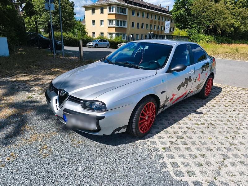 Silber Gebraucht 1999 Alfa Romeo 156 Limousine | 5.000 € - Bild 1/4