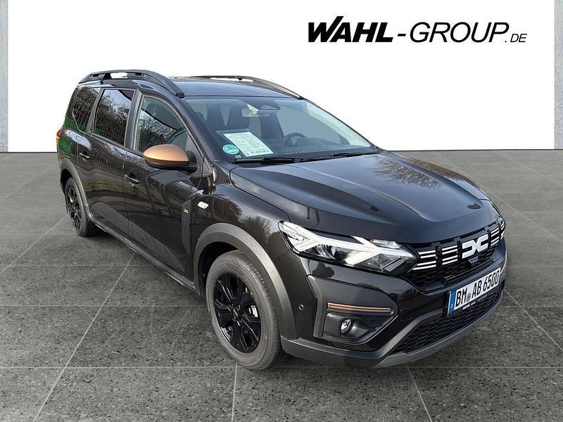 Gebraucht Dacia Jogger Extreme 101 PS (74 kW) 2025 Schwarz Van / Kleinbus