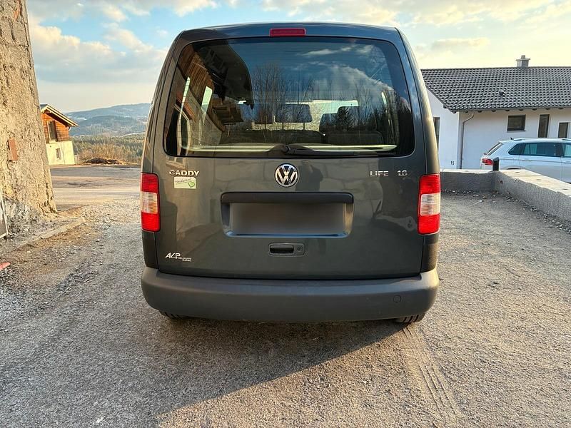 Gebraucht VW Caddy 102 PS (75 kW) 2010 Blau Van / Kleinbus