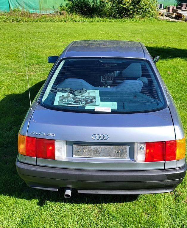 Gebraucht Audi 80 75 PS (55 kW) 1988 Grau Limousine