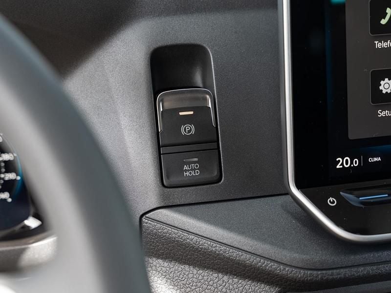 Gebraucht VW Crafter 140 PS (102 kW) 2024 Candy weiã Van