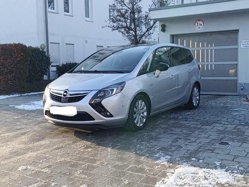 Silber Gebraucht 2015 Opel Zafira Van / Kleinbus | 5.399 € (Guter Preis) - Bild 1/4