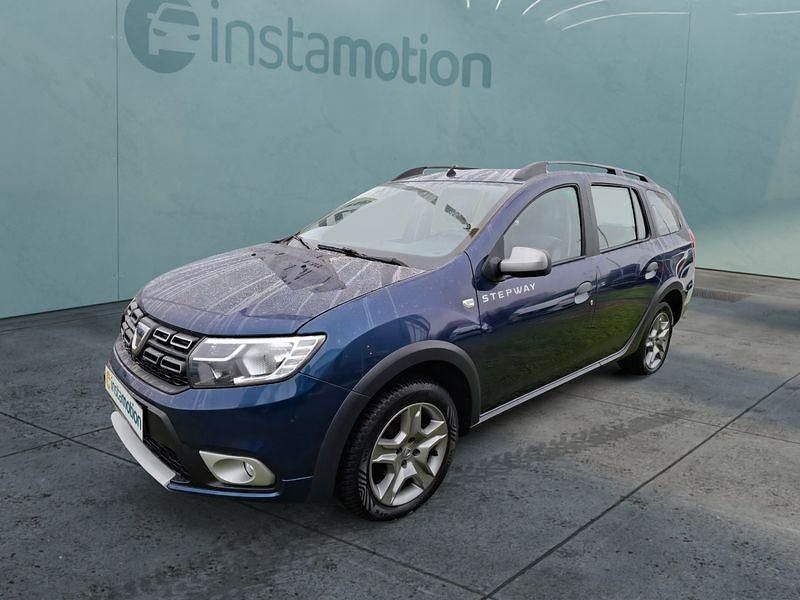 Blau Gebraucht 2019 Dacia Logan Stepway Limousine | 9.699 € (Etwas zu teuer) - Bild 1/4