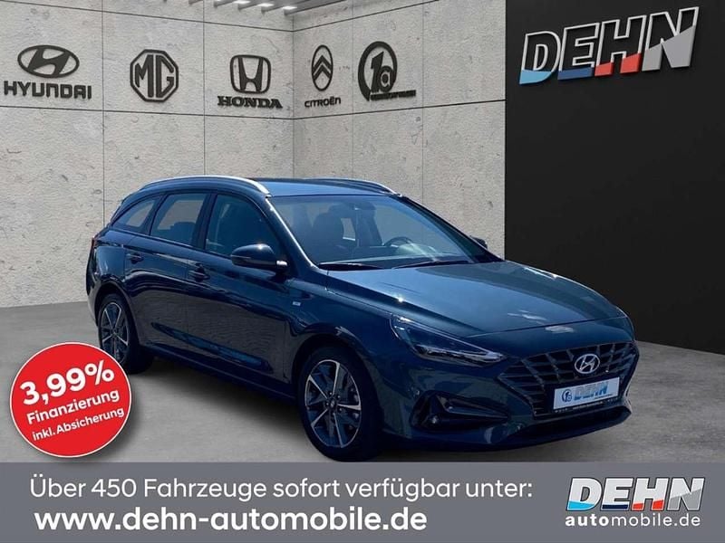 Teal blue / met (metallic) Gebraucht 2024 Hyundai i30 Trend Kombi | 21.950 € (Guter Preis) - Bild 1/4