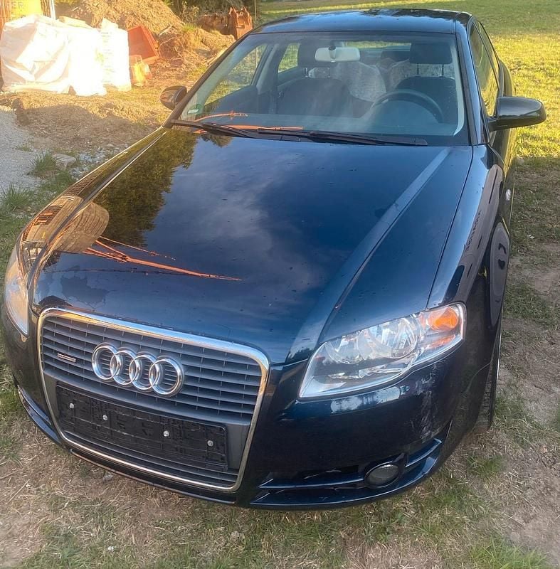 Blau Gebraucht 2007 Audi A4 Limousine | 4.000 € (Guter Preis) - Bild 1/4