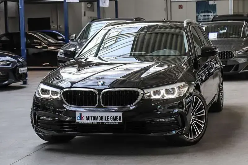 Gebraucht BMW 530 Sport Line 265 PS (194 kW) 2019 Schwarz Kombi