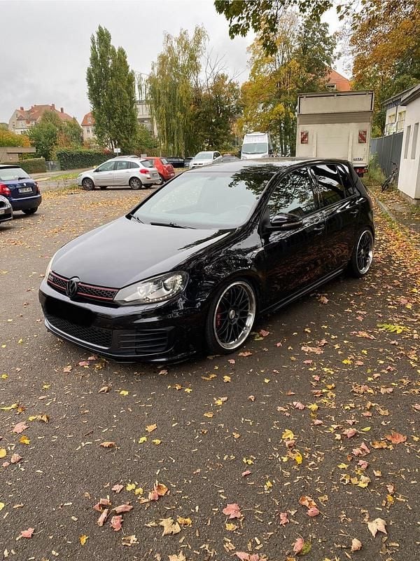 Schwarz Gebraucht 2011 VW Golf VI GTI Limousine | 8.500 € (Fairer Preis) - Bild 1/4