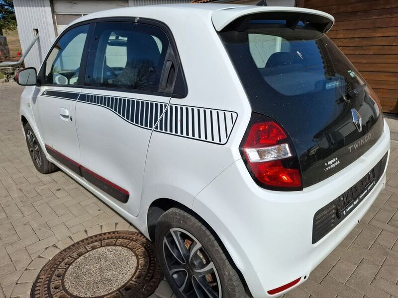 Gebraucht Renault Twingo Dynamique 71 PS (52 kW) 2015 Weiß Kleinwagen