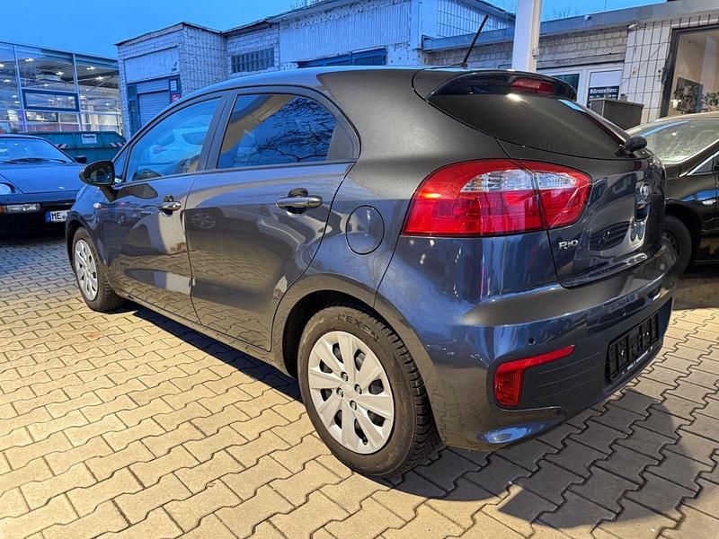 Gebraucht Kia Rio 86 PS (63 kW) 2016 Grau Kleinwagen