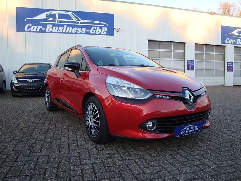 Gebraucht Renault Clio IV Luxe 120 PS (88 kW) 2015 Rot Limousine