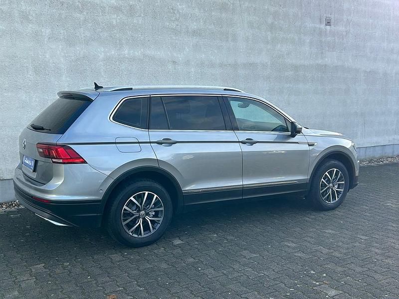 Gebraucht VW Tiguan Allspace Comfortline 150 PS (110 kW) 2020 Silber SUV