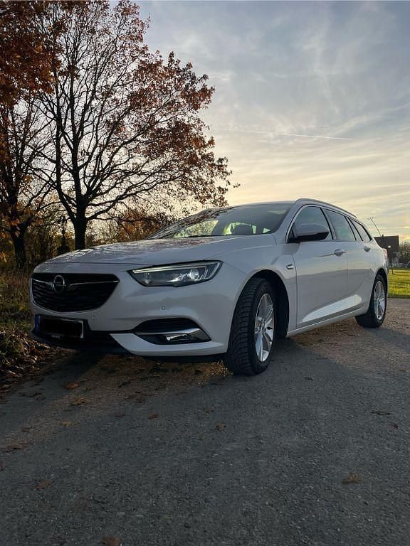 Gebraucht Opel Insignia Innovation 175 PS (128 kW) 2019 Weiß Kombi