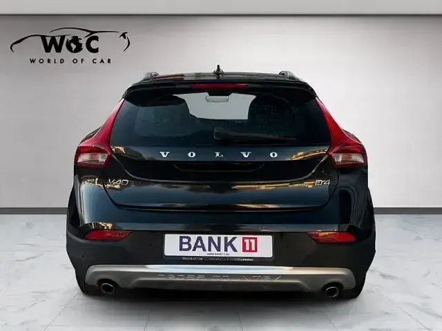 Gebraucht Volvo V40 CC Summum 190 PS (139 kW) 2014 Schwarz Kombi