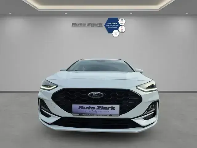 Gebraucht Ford Focus ST-Line 155 PS (114 kW) 2023 Weiss Kombi