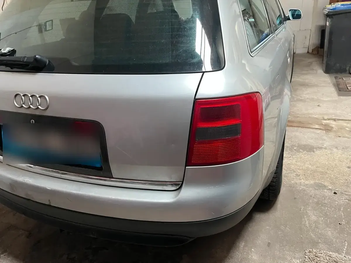 Używany Audi A6 165 KM (121 kW) 1999 Szary Kombi