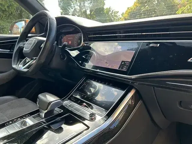 Gebraucht Audi Q8 S-Line 286 PS (210 kW) 2018 Orange SUV