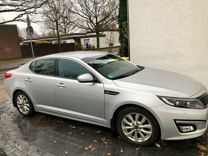 Gebraucht Kia Optima 136 PS (100 kW) 2015 Silber Limousine