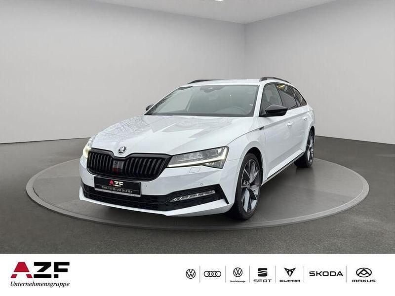 Gebraucht Skoda Superb SportLine 200 PS (147 kW) 2024 Moonweiß perleffekt Kombi