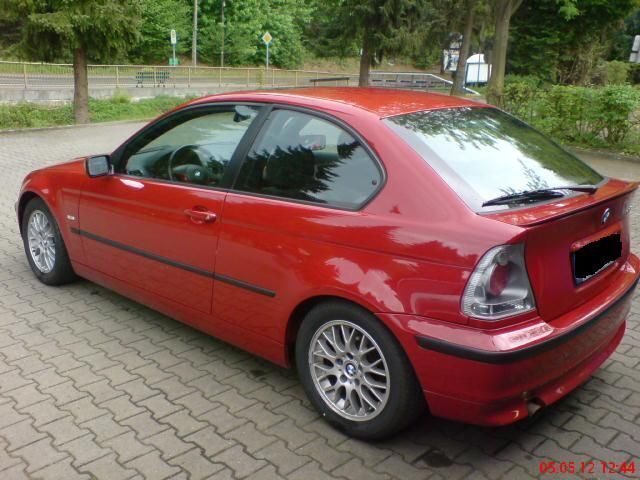 Gebraucht BMW 316 Compact 116 PS (85 kW) 2002 Rot metallic Kleinwagen