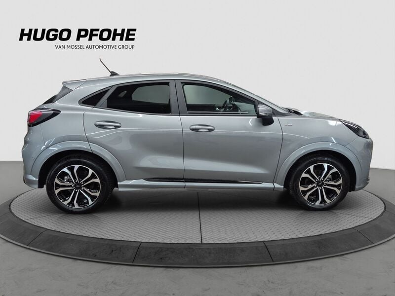 Gebraucht Ford Puma ST-Line 155 PS (114 kW) 2023 Solar silver SUV