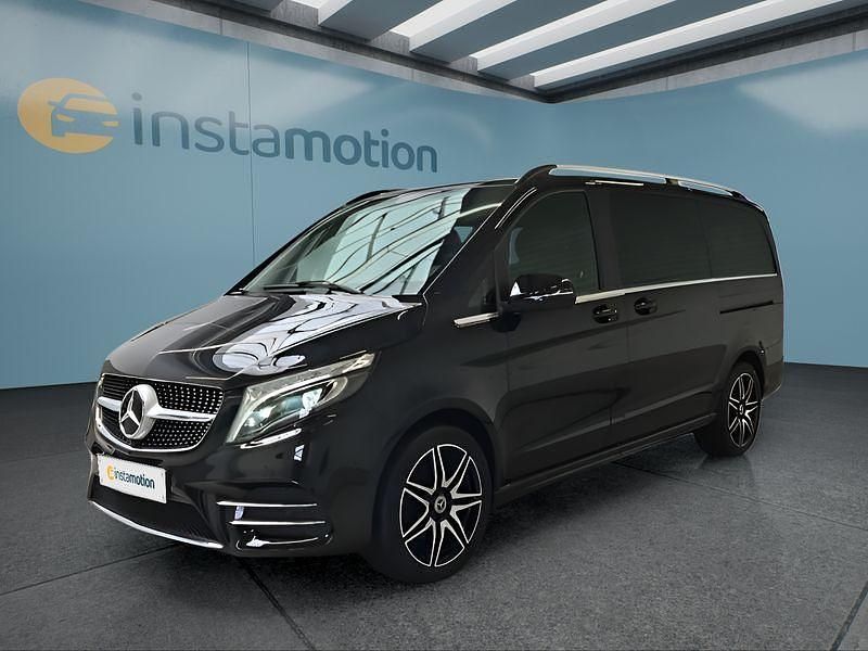 Schwarz Gebraucht 2021 Mercedes V300 Van / Kleinbus | 55.449 € (Etwas zu teuer) - Bild 1/4