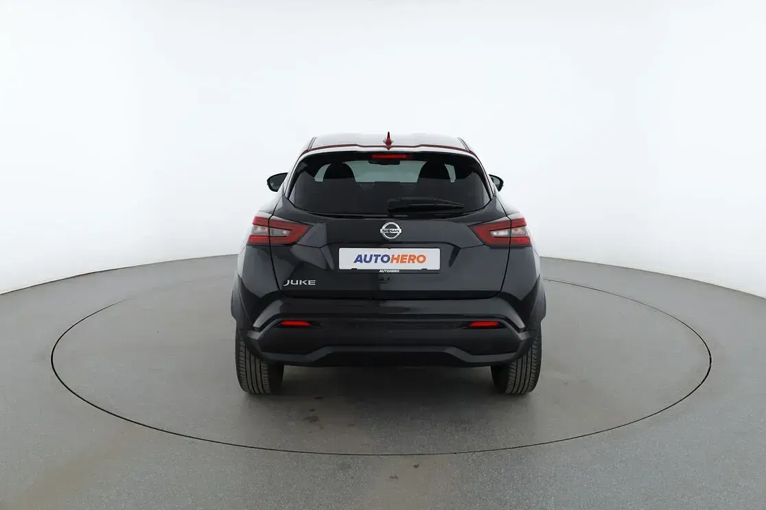 Gebraucht Nissan Juke N-Connecta 114 PS (83 kW) 2022 Schwarz SUV