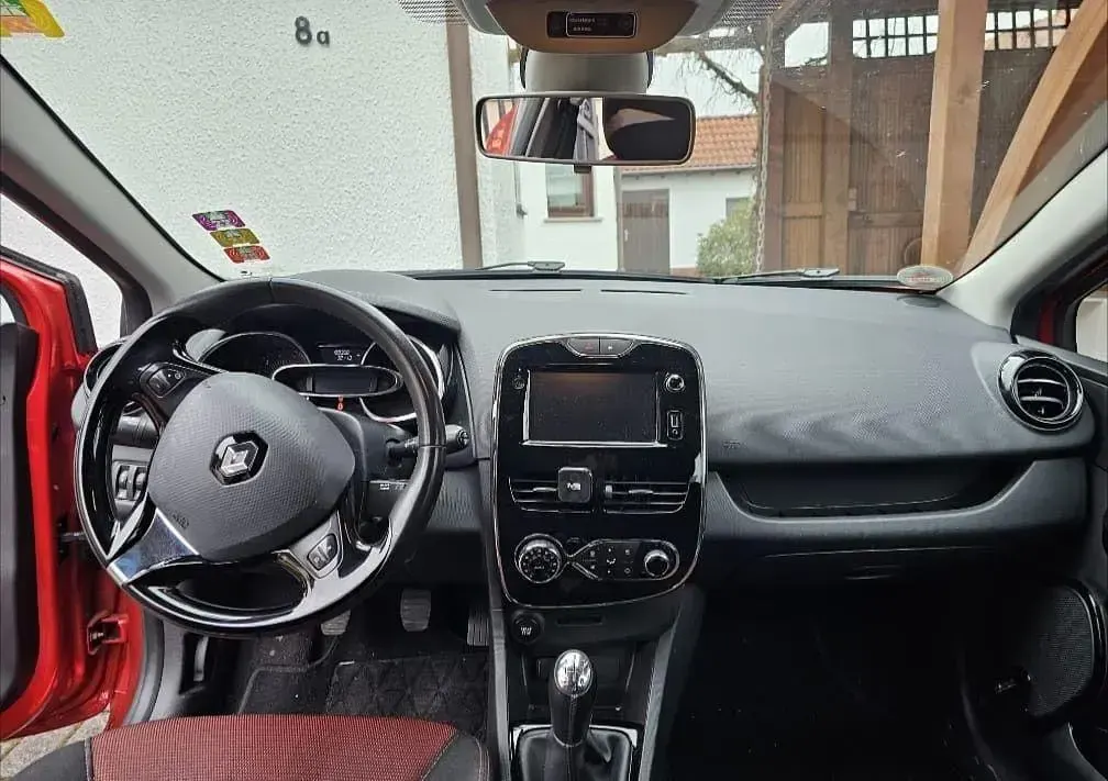 Gebraucht Renault Clio Experience 90 PS (66 kW) 2014 Rot Kleinwagen