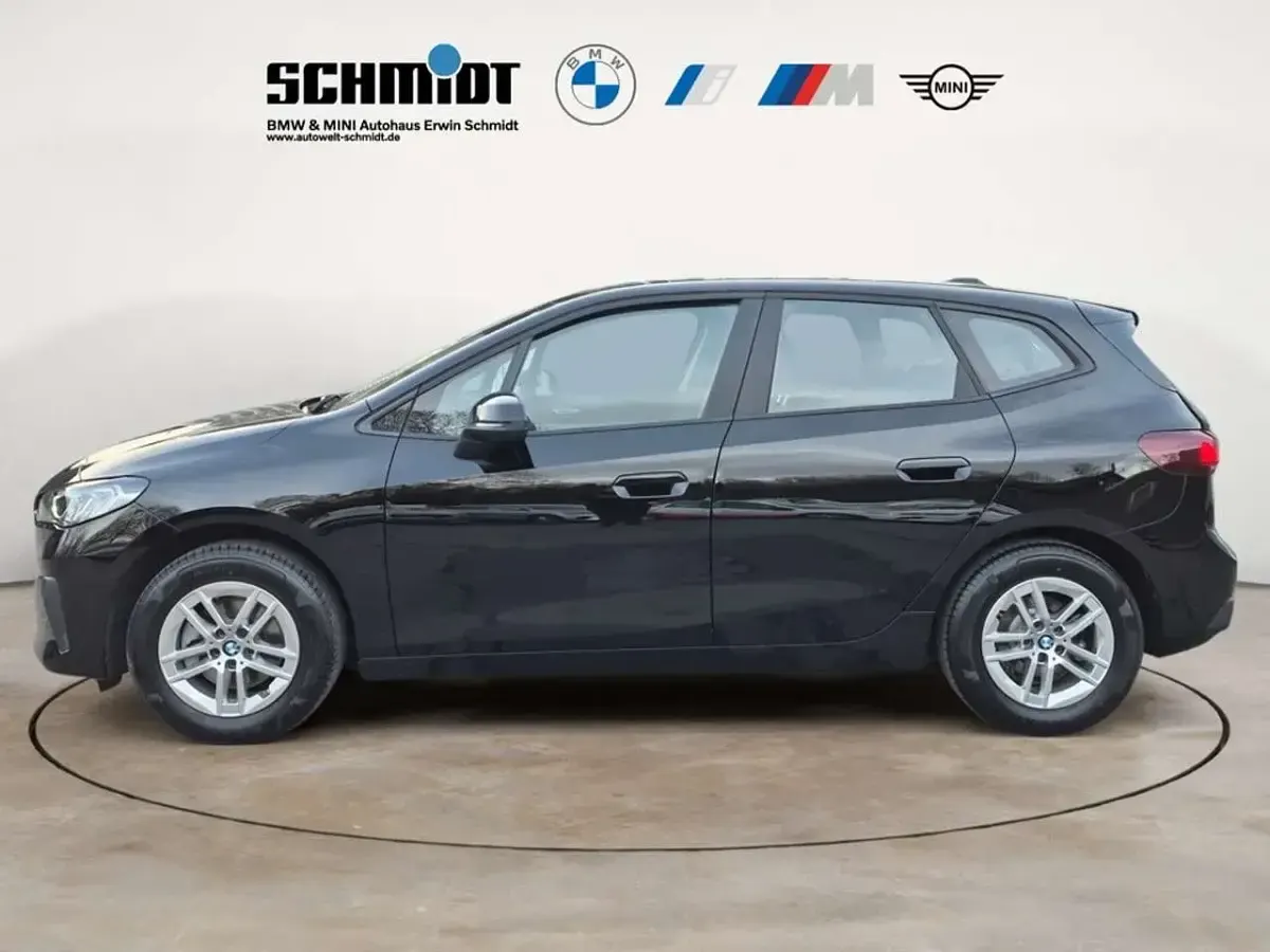 Gebraucht BMW 216 122 PS (89 kW) 2023 Schwarz uni Kombi