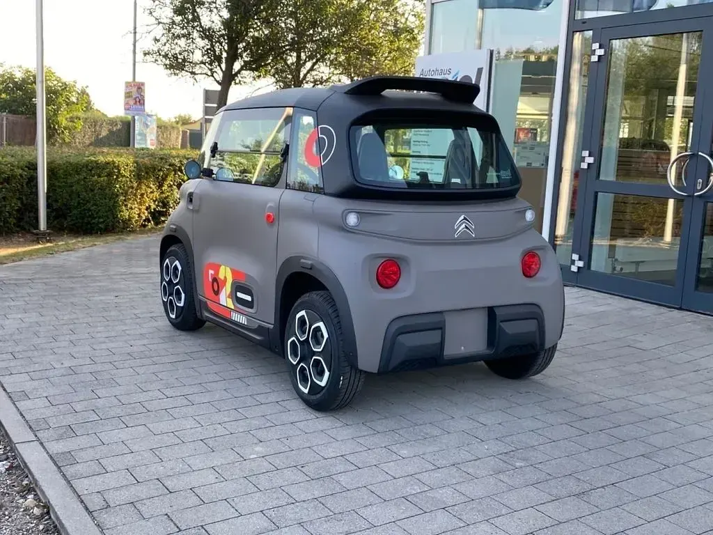 Gebraucht Citroën AMI 96 kW (131 PS) 2024 Grau Kleinwagen