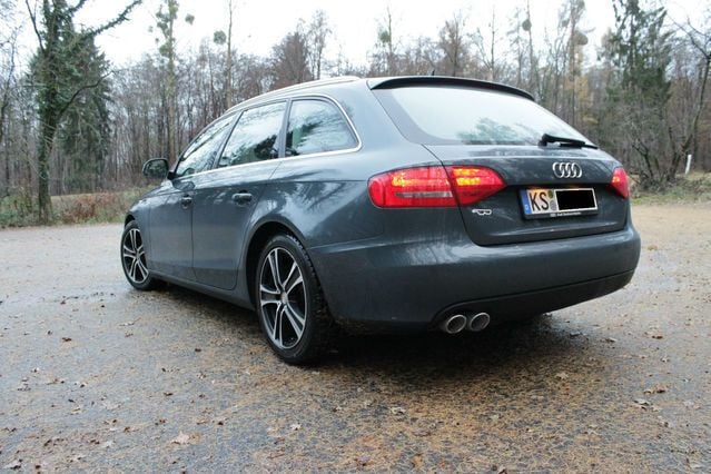 Gebraucht Audi A4 Ambition 194 PS (142 kW) 2009 Grau metallic Kombi