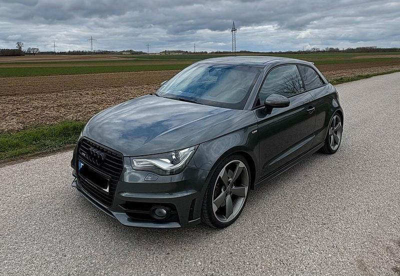 Gebraucht Audi A1 S-Line 185 PS (136 kW) 2013 Grau Kleinwagen